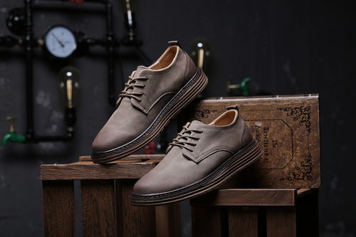 运动鞋休闲鞋皮鞋登山工装鞋平铺静物拍摄产品摄影